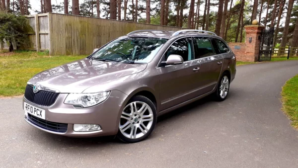 Precut tint film kit for Skoda Superb Break from 2010-2017