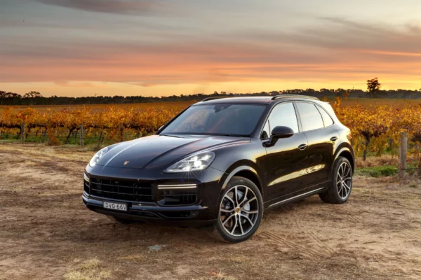 Precut tint film kit for Porsche Cayenne 5 Doors from 2018-2024