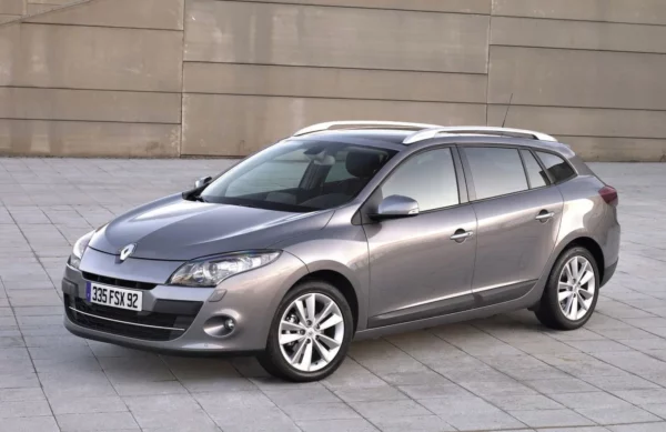 Precut tint film kit for Renault Megane 3 Break from 2009-2016