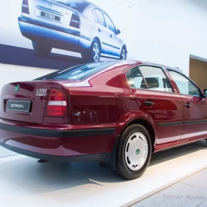 Precut tint film kit for Skoda Octavia 5 Doors from 1997-2004