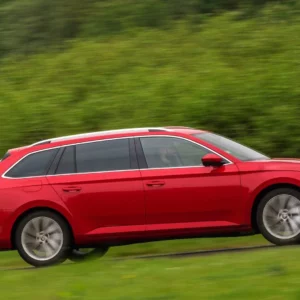 Precut tint film kit for Skoda Superb Break from 2017-2023