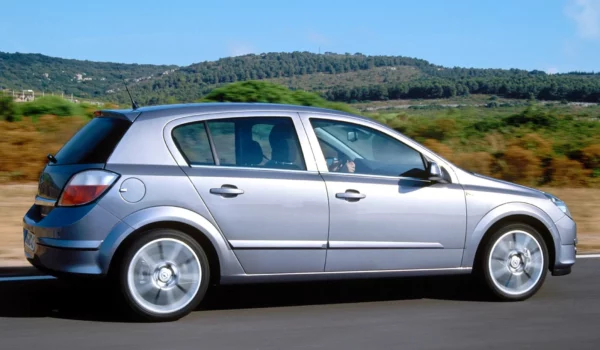 Precut tint film kit for Opel Astra 5 Doors from 2005-2009