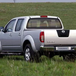 Precut tint film kit for Nissan Navara 4 Doors from 2005-2015