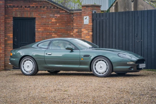 Precut tint film kit for Aston Martin Db7 2 Doors Coupe from 1995-2004