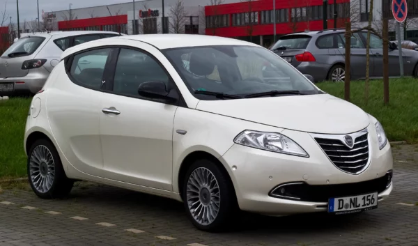 Precut tint film kit for Lancia Ypsilon 5 Doors from 2011-2023