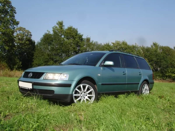 Precut tint film kit for Volkswagen Passat 5 Doors Station Wagon from 1996-2006