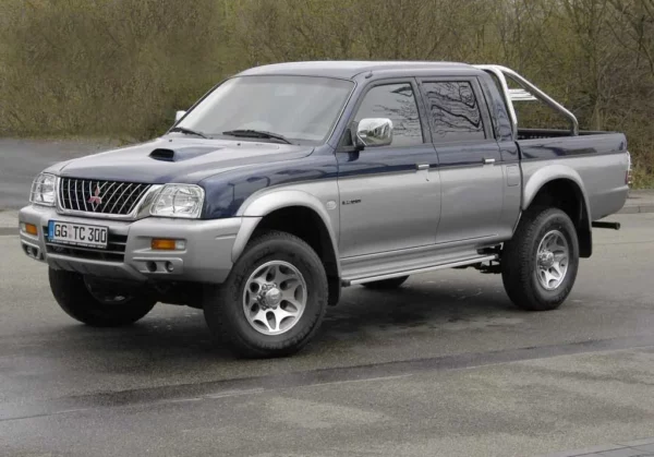 Precut tint film kit for Mistubishi L200 4 Doors from 1997-2006