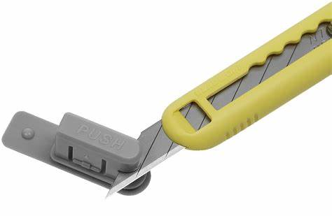 NT Cutter YELLOW A-553P 30°