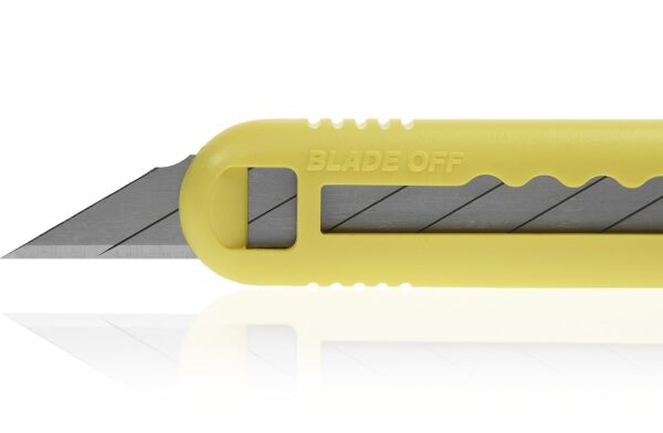 NT Cutter YELLOW A-553P 30°
